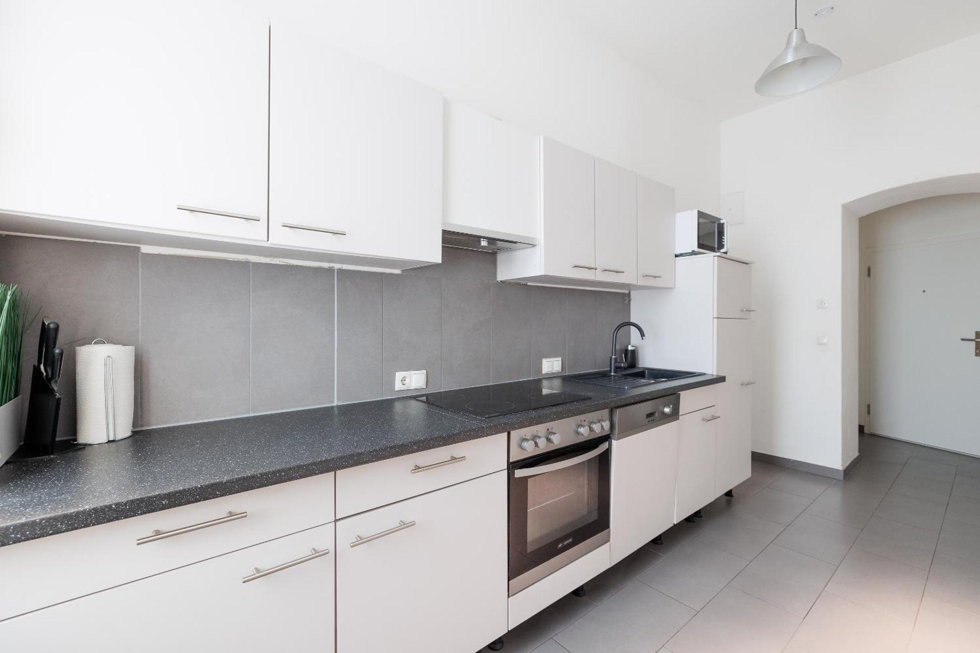 Modern City Apartment In Wina Bagian luar foto